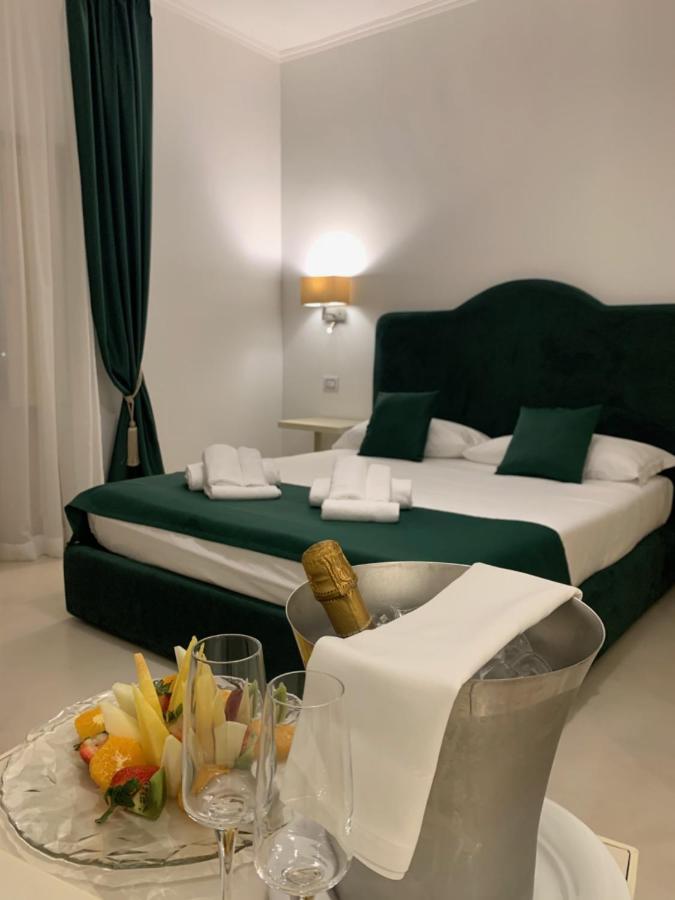 Villa Natia Mottola Esterno foto