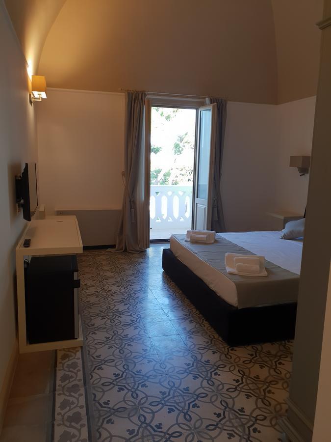 Villa Natia Mottola Esterno foto